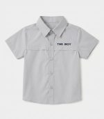Chemise Gris Clair à Manches Courtes – « THE BOY »