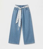 Jean large fluide avec ceinture foulard