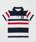 Polo à manches courtes pour garçon offrant un style sportif et décontracté – Image 2